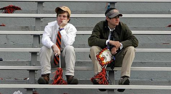 AUBURN FANS IN THREE HOURS.