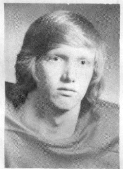 Flowing locks! Flowing locks!