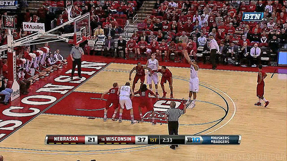 Wisconsin's Ryan Evans nails a jumpshot free throw