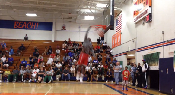 Future Buckeye Kameron Williams can dunk a little