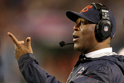 Former Bears Coach Lovie Smith