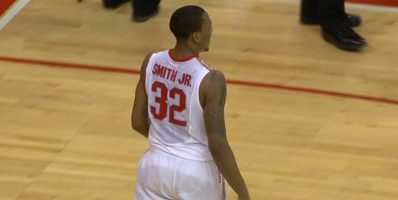 Lenzelle Smith Jr. finished with 20 for the Buckeyes.