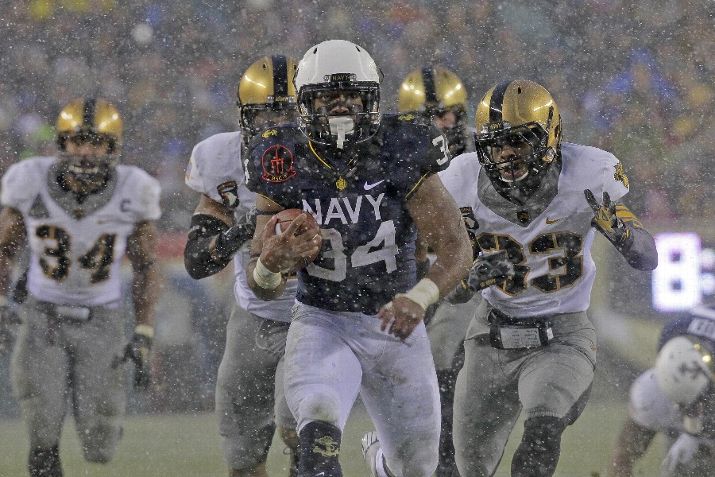 Noah Copeland runs for a touchdown against Army.