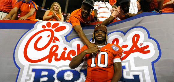 Tajh Boyd can sling the ball.