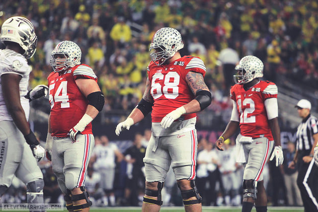 Taylor Decker lines up vs. Oregon