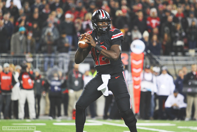 Cardale Jones drops back to pass.