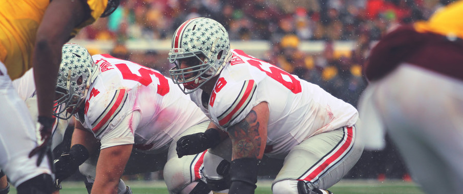 Taylor Decker lines up vs. Minnesota