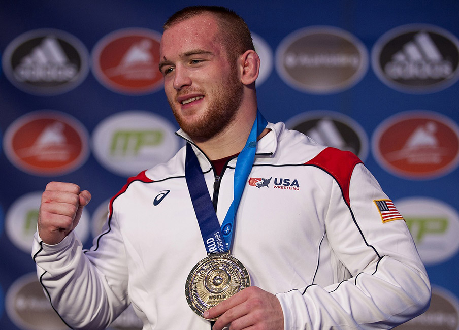 Kyle Snyder poses with his world championship medal.