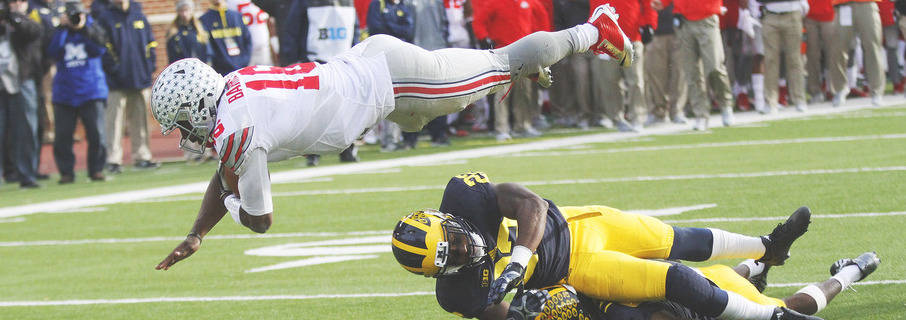 Barrett leaps into the end zone