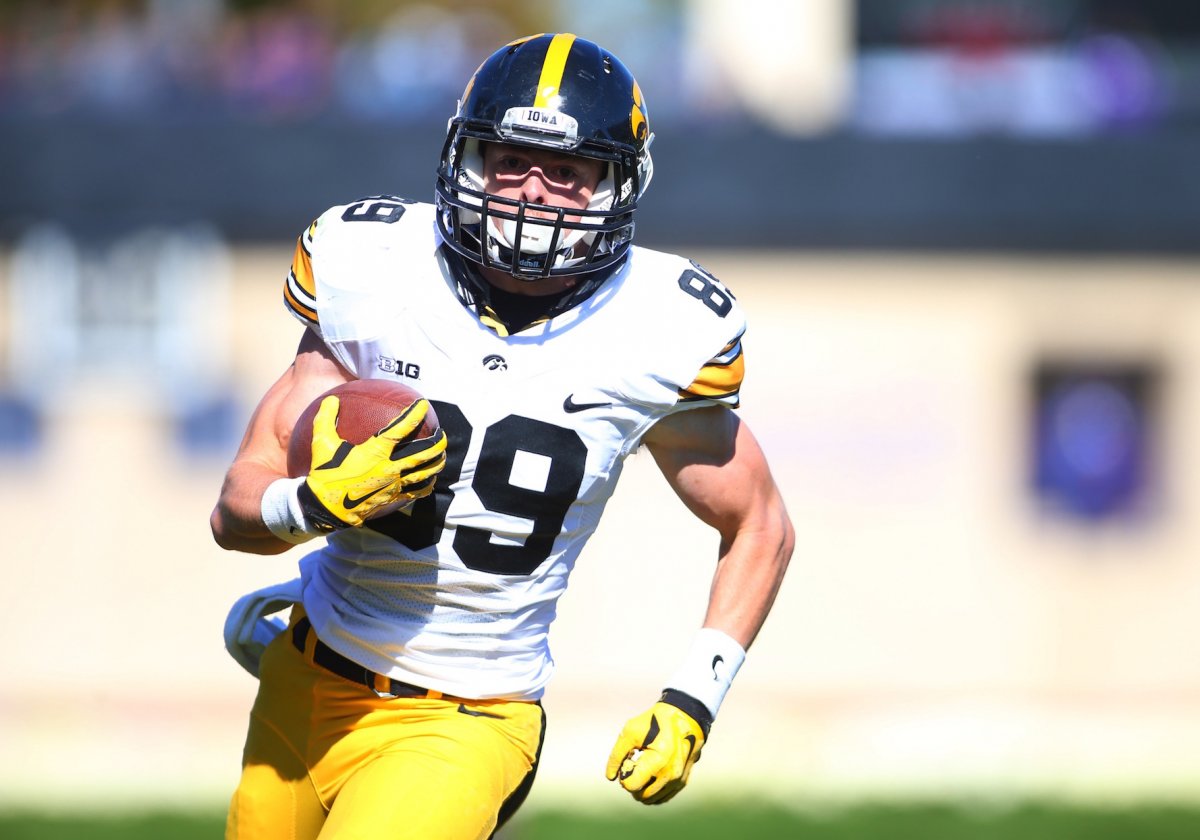 Matt VandeBerg should re-emerge as the top wide receiver on Iowa's offense this year.