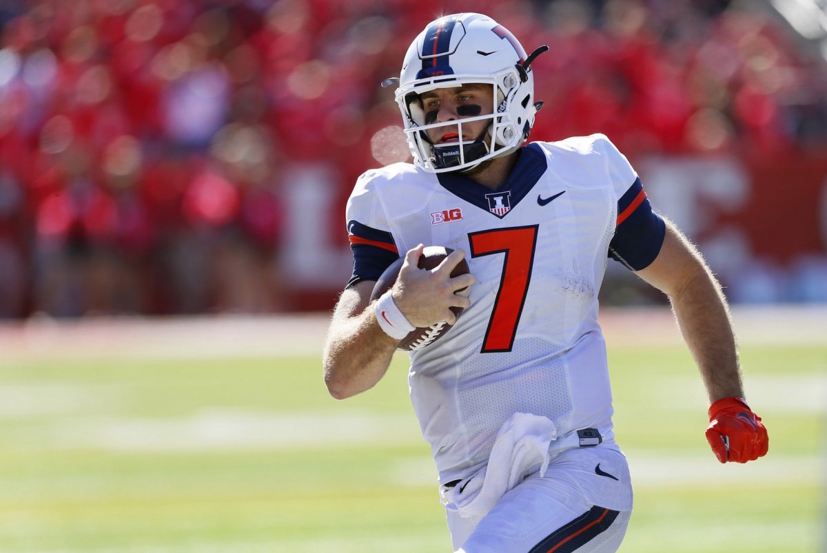 Dual-threat Chayce Crouch enters the 2017 season as Illinois' new starting quarterback. Dual-threat Chayce Crouch enters the 2017 season as Illinois' new starting quarterback.