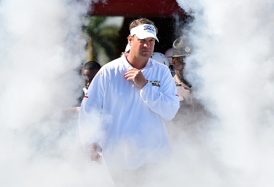 Dec 2, 2017; Boca Raton, FL, USA; Florida Atlantic Owls head coach Lane Kiffin walks onto the field prior to the game against the North Texas Mean Green at FAU Football Stadium. Mandatory Credit: Jasen Vinlove-USA TODAY Sports