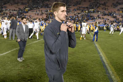 Nov 24, 2017; Pasadena, CA, USA; UCLA Bruins quarterback Josh Rosen (3) walks off the field after the game against the California Golden Bears at Rose Bowl. Mandatory Credit: Kelvin Kuo-USA TODAY Sports