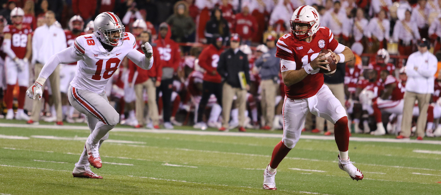 Jonathon Cooper putting pressure on Tanner Lee