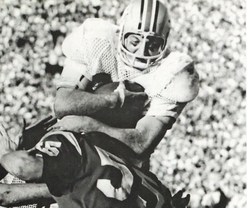 Jim Otis scores in the Rose Bowl