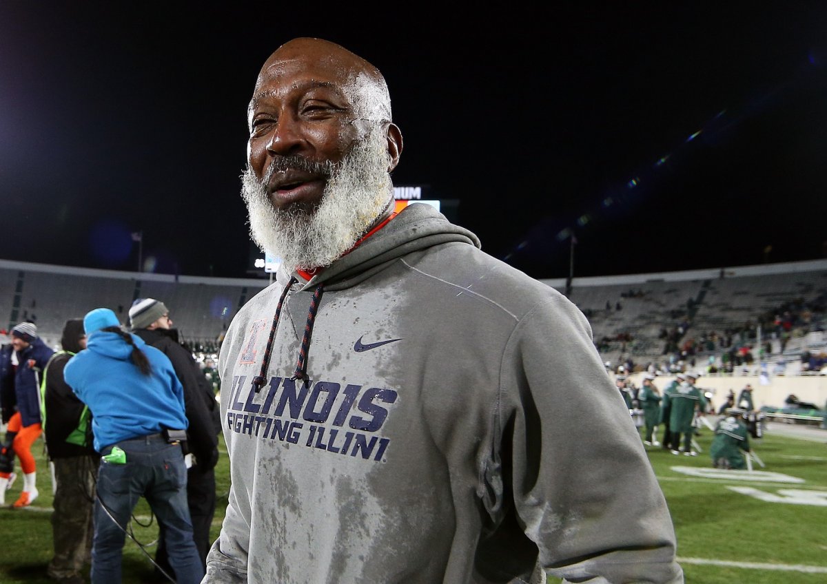 Nov 9, 2019; East Lansing, MI, USA; Illinois Fighting Illini head coach Lovie Smith leaves the field after a gatoraid bath by players after a game against the Michigan State Spartans at Spartan Stadium. Mandatory Credit: Mike Carter-USA TODAY Sports