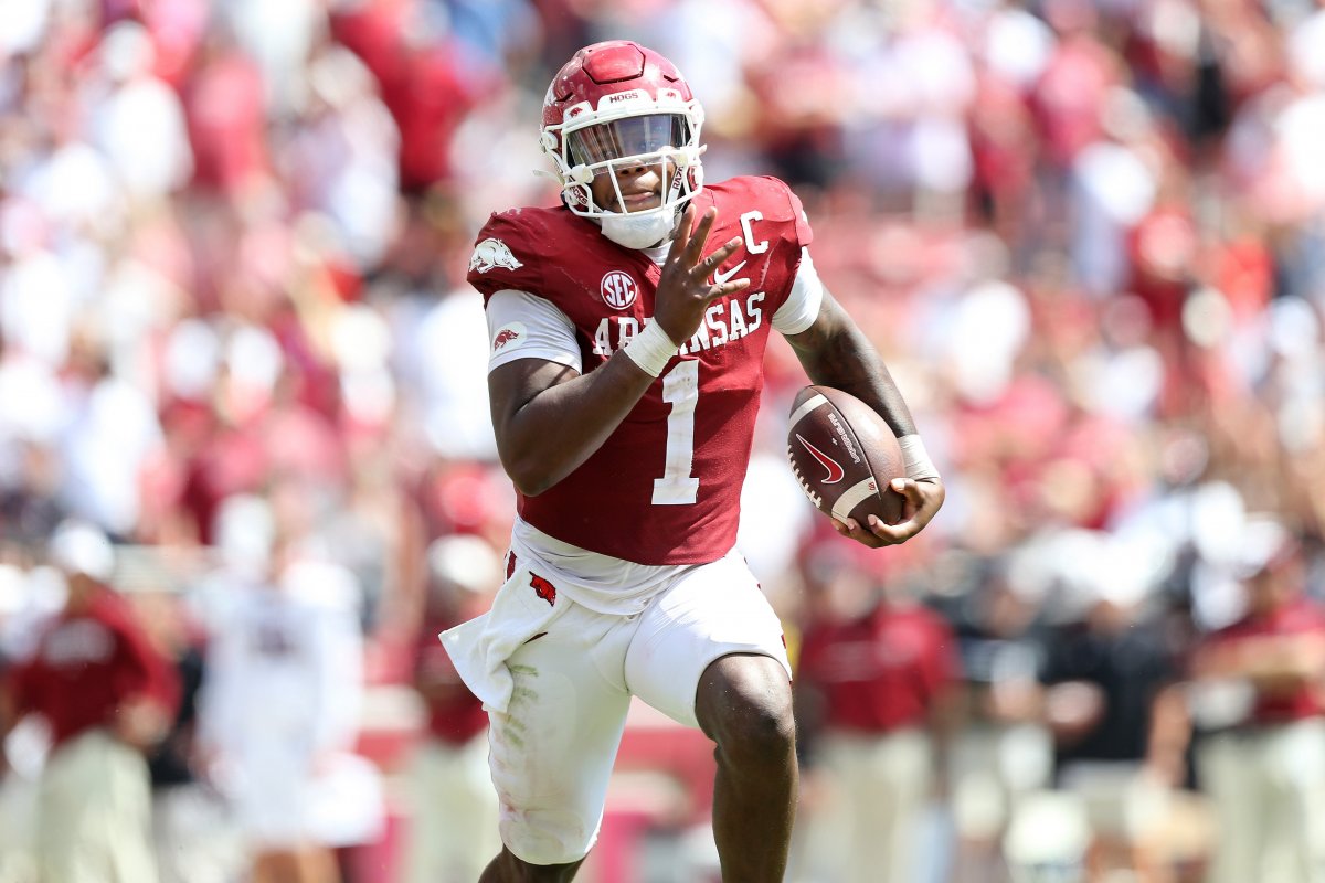 Arkansas Razorbacks quarterback KJ Jefferson