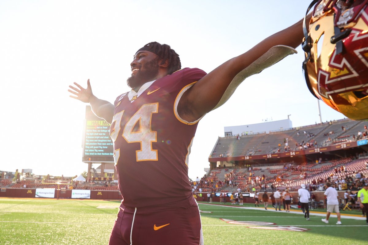 Running Back Mohamed Ibrahim of the Minnesota Golden Gophers