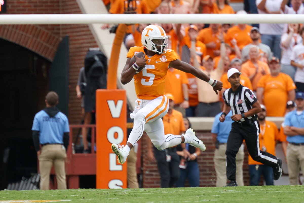 Quarterback Hendon Hooker of the Tennessee Volunteers