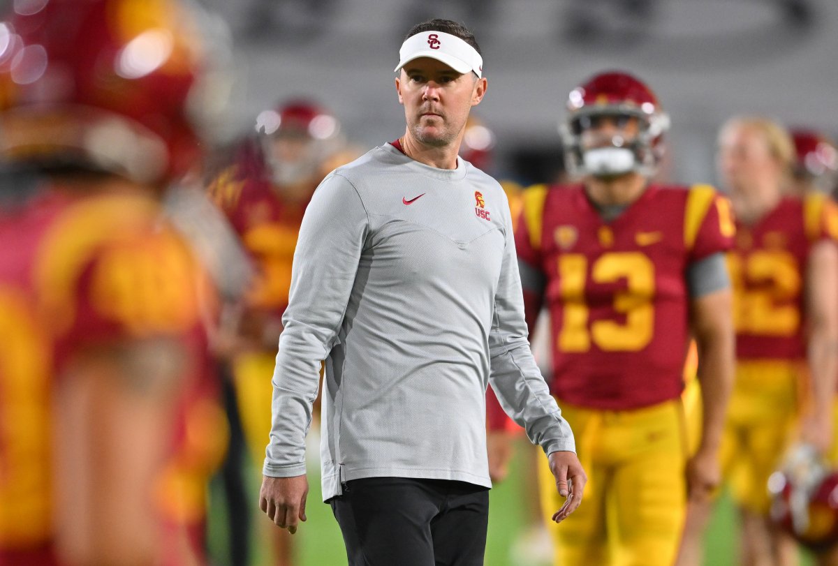 Head coach Lincoln Riley of the USC Trojans