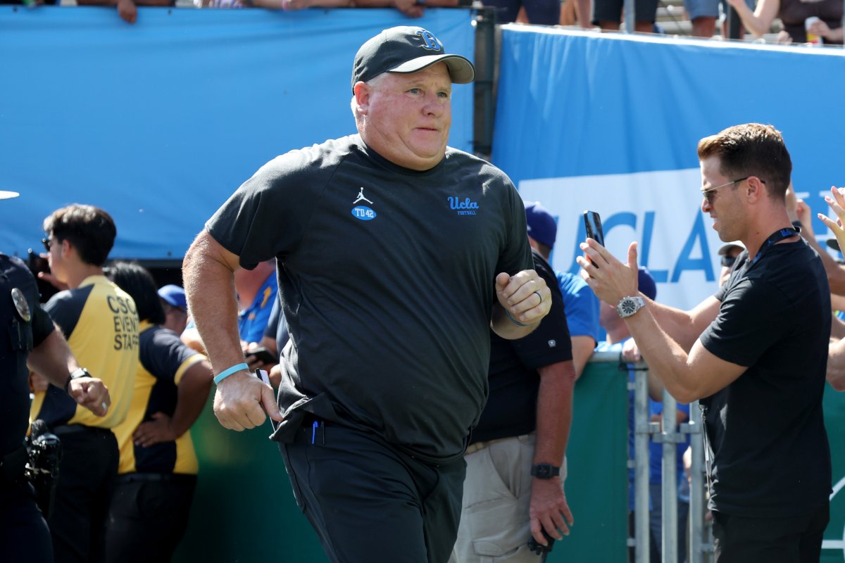 Head football coach Chip Kelly of the UCLA Bruins