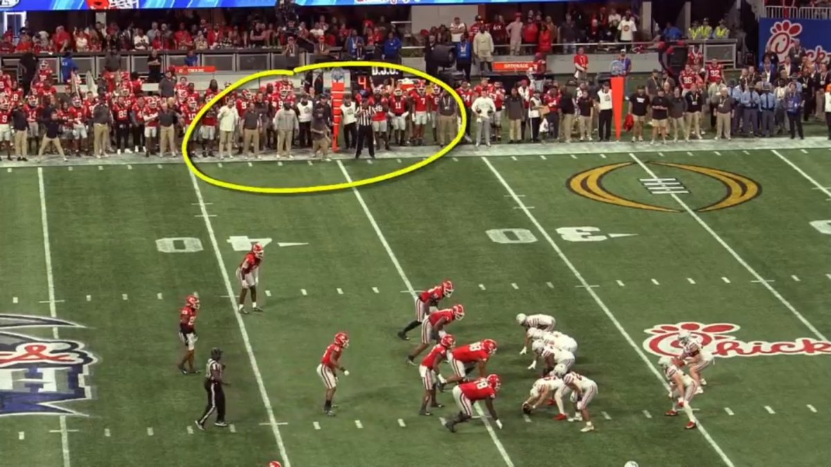 Kirby Smart gets a timeout on Ohio State's fake punt attempt in the Peach Bowl
