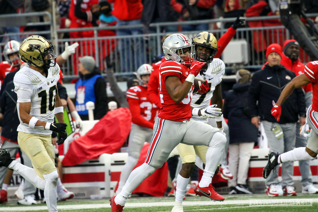 Halfback TreVeyon Henderson of The Ohio State Buckeyes