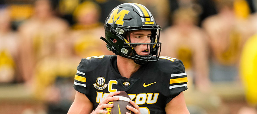 Brady Cook in Missouri's all-black uniform