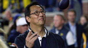 Santa Ono
