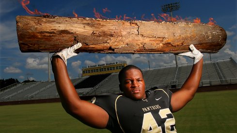 Raekwon McMillan wants a log. You're gonna love it, log.