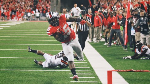 Elliott scores against the Hokies.