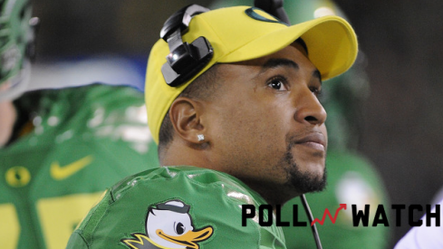 University of Oregon QB Vernon Adams Jr. (3) watches play from the sideline after being benched in the second half during an NCAA Pac-12 conference football game between the University of Utah Utes and University of Oregon Ducks at Autzen Stadium in Eugene, Oregon. (Photograph by Brian Murphy/Icon Sportswire)