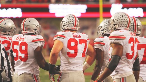 Ohio State's defense huddles against Indiana