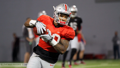 Mike Weber snags a pass during Ohio State's spring practice Tuesday.