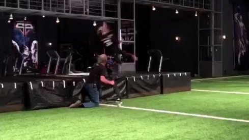 Mike Thomas makes ridiculous one handed catch.