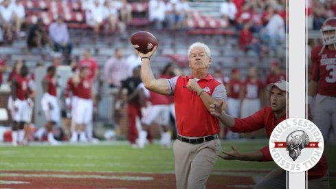 Kerry Coombs goes long for the September 24th 2016 Skull Session