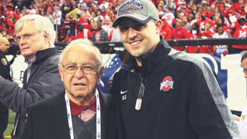 Former Ohio State football coach Earle Bruce is set to dot the "i" in Script Ohio on Saturday.