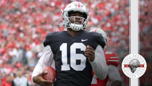 J.T. Barrett scores a touchdown in the June 4, 2017 Skull Session.