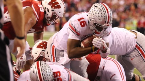 J.T. Barrett scores in the 2017 Big Ten championship game vs. Wisconsin.