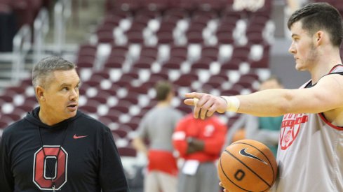Chris Holtmann, Kyle Young