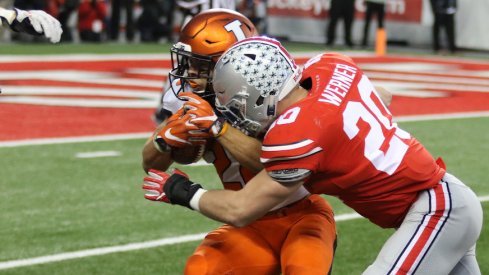 Pete Werner making a big hit in kickoff coverage against Illinois in 2017.