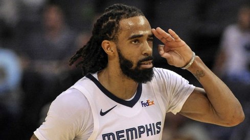 Mike Conley is staying put.