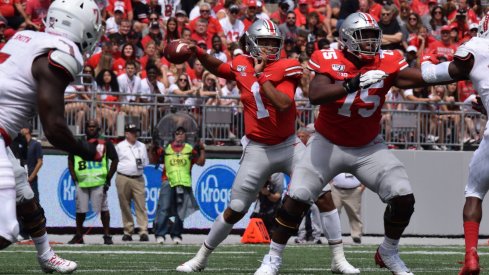 Fields throws a pass against FAU. 