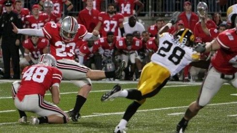 Devin Barclay kicks game-winning field goal against Iowa in 2009.