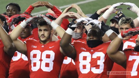 Ohio State players during Carmen postgame