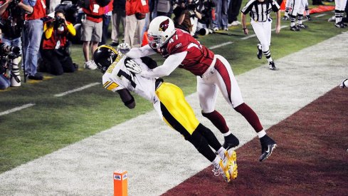 Santonio Holmes with the catch