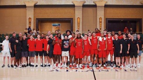 The men’s basketball Buckeyes in the Bahamas.