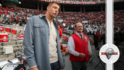 Rob Gronkowski and Jeff Svoboda recreating their iconic photo before the 2025 Ohio State/Texas game at Ohio Stadium