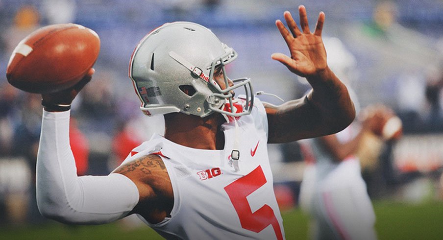 Sources tell Eleven Warriors that Ohio State quarterback Braxton Miller dislocated his throwing shoulder in practice.