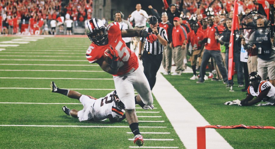 Elliott scores against the Hokies.